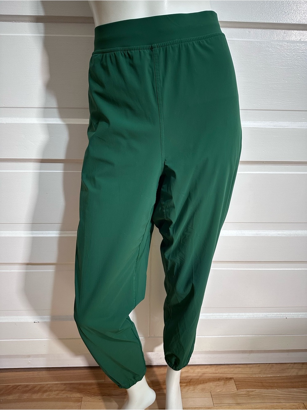 Lululemon Adapted State High-Rise Jogger Sz 14 Everglade Green Lightweight $148